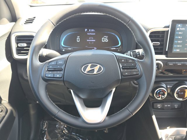Certified 2024 Hyundai Venue SEL FWD image 10