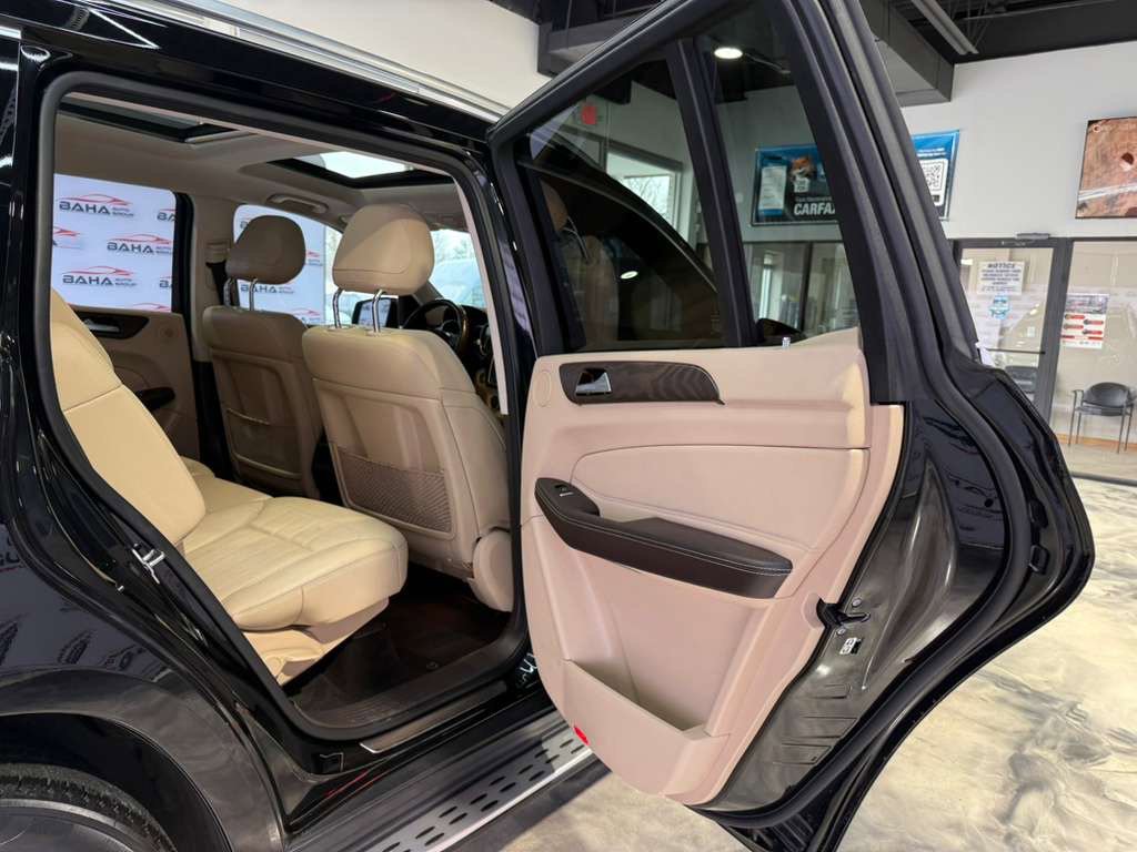 Used 2019 Mercedes-Benz GLS 450 4MATIC image 49