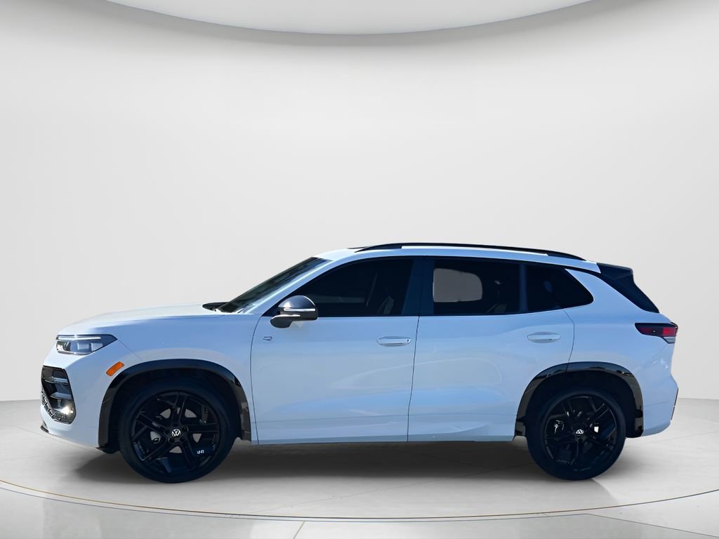 New 2026 Volkswagen Tiguan SE R-Line image 5