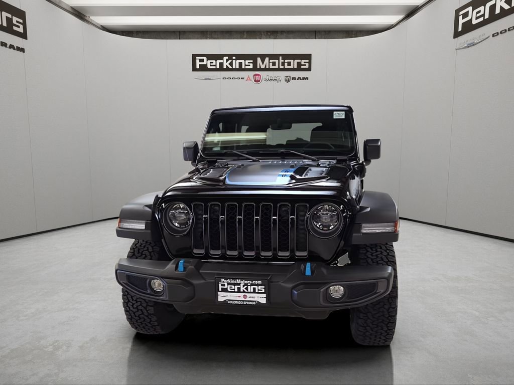 Used 2023 Jeep Wrangler Unlimited Rubicon 4xe w/ Cold Weather Group AWD/4WD image 5