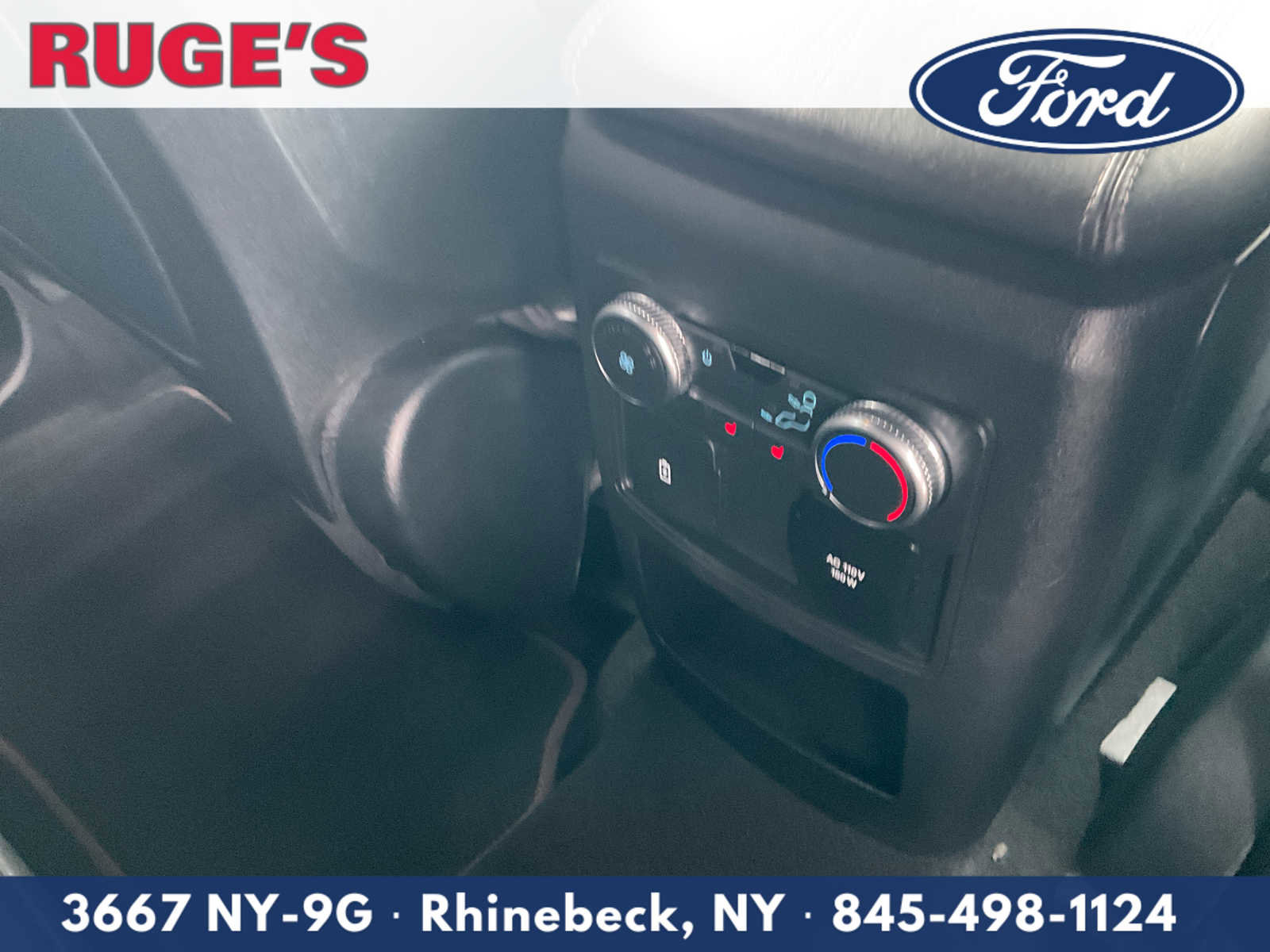 Used 2020 Ford Explorer Platinum w/ Premium Technology Package image 12