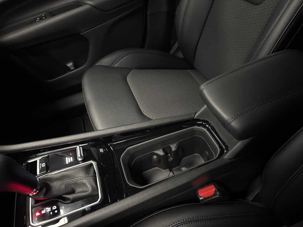 New 2026 Jeep Compass Latitude AWD/4WD image 25