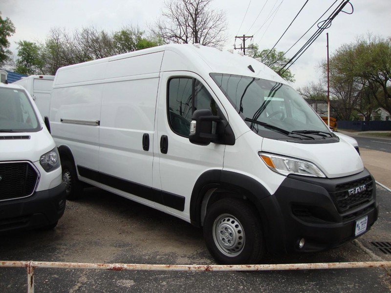 Used 2025 RAM ProMaster 2500 w/ Convenience Group image 2