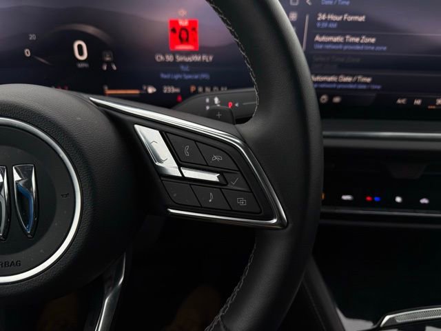 Used 2025 Buick Envision Preferred image 25