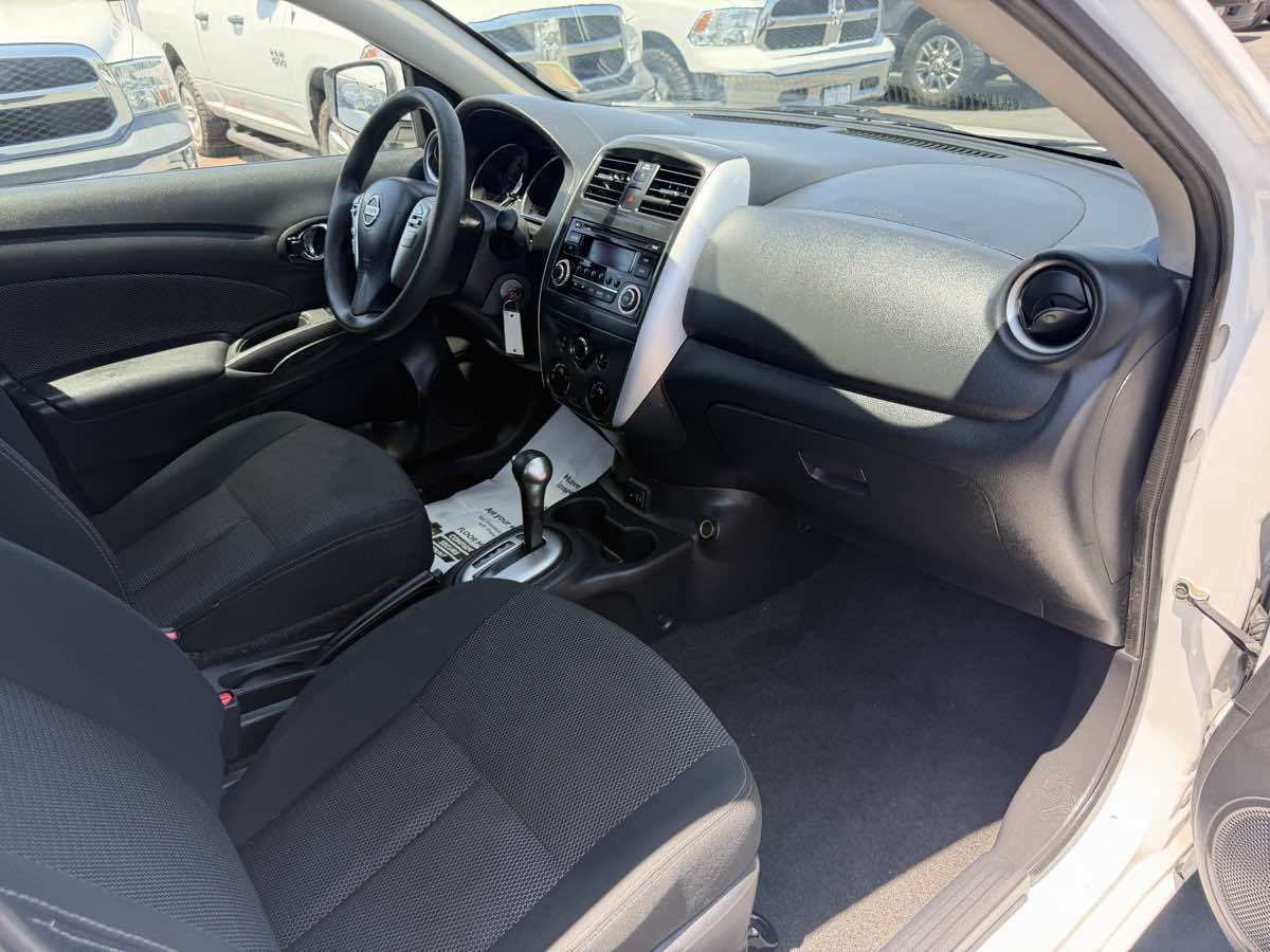 Used 2017 Nissan Versa SV FWD image 12