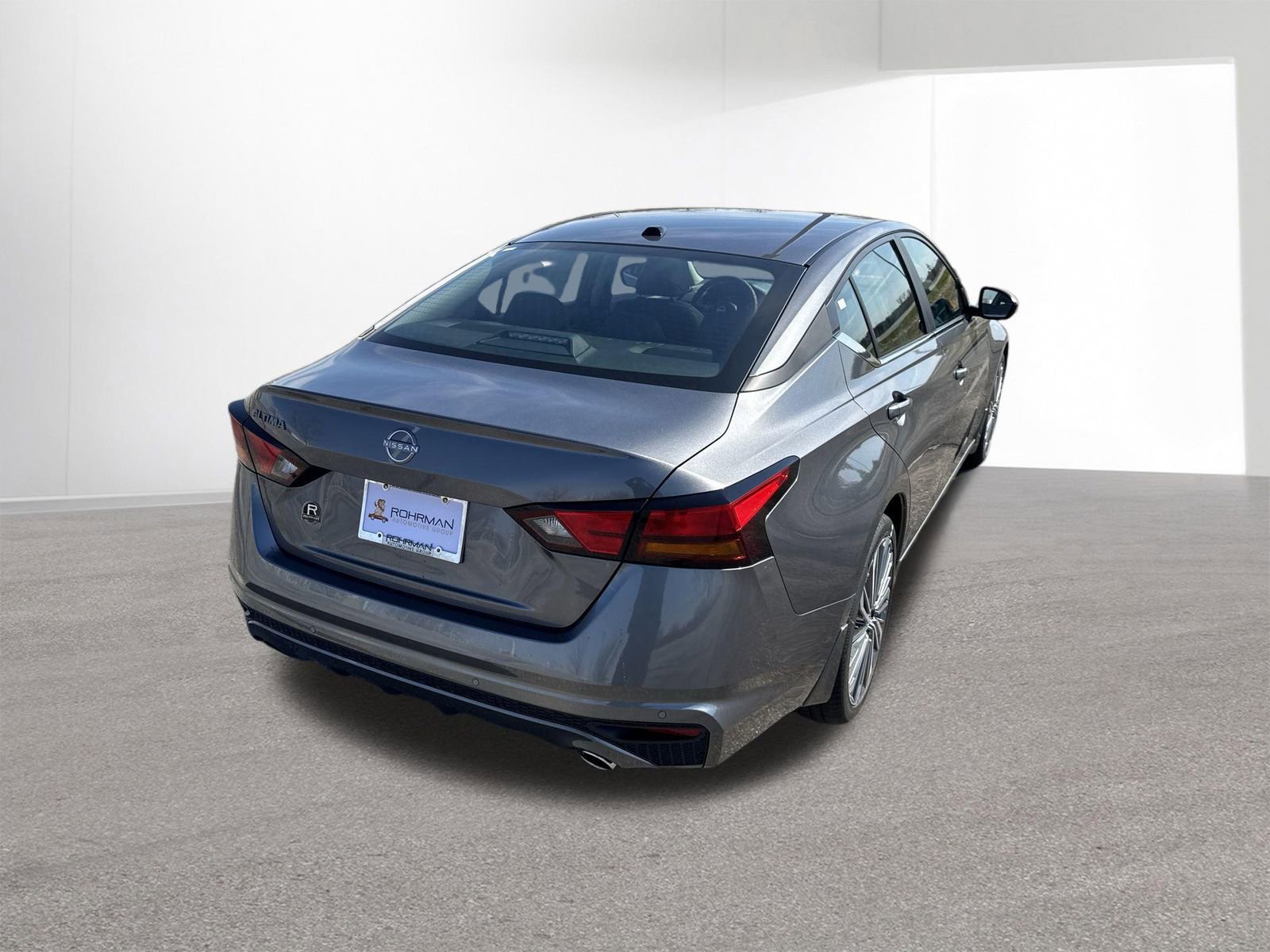 New 2026 Nissan Altima 2.5 SV w/ SV Premium Package FWD image 32