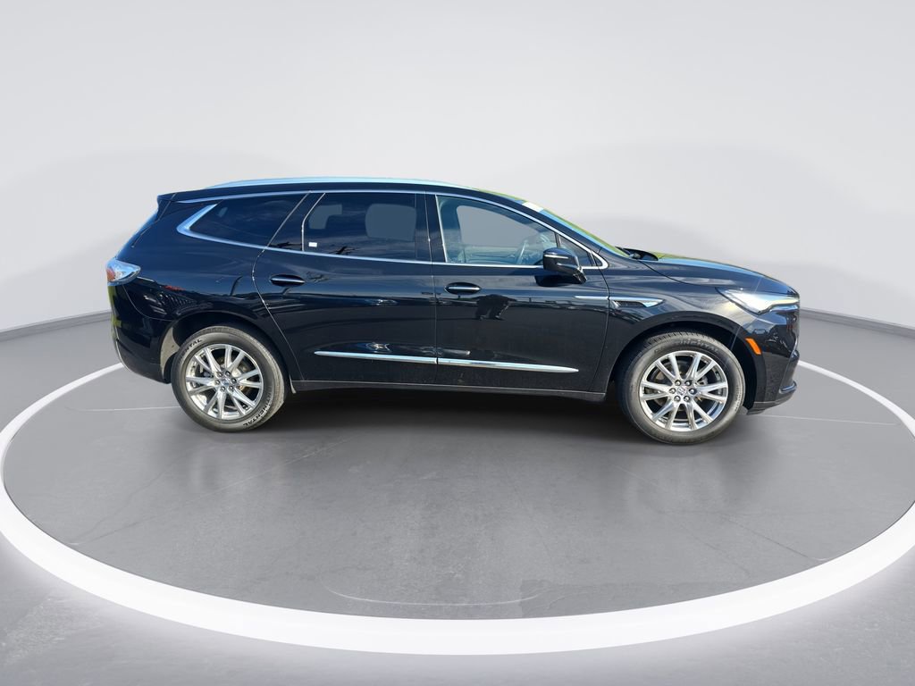 Used 2024 Buick Enclave Essence w/ Experience Buick Package AWD/4WD image 9