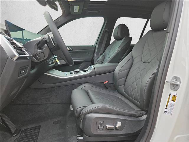 New 2026 BMW X5 sDrive40i w/ Premium Package RWD image 4