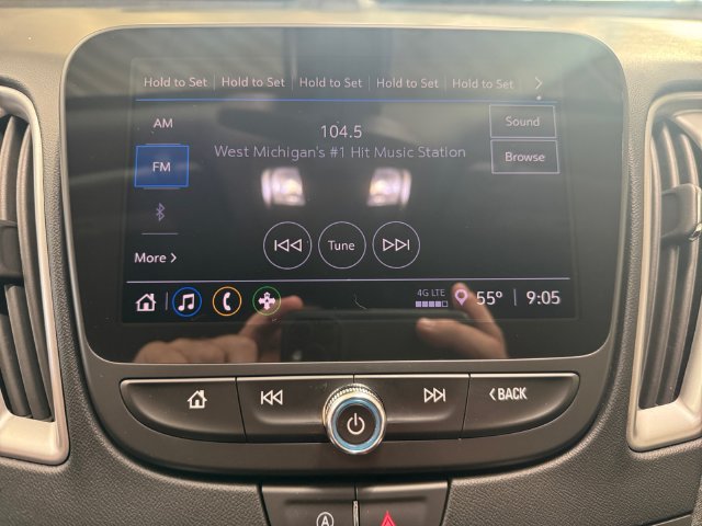 Used 2021 Chevrolet Malibu LS w/ Driver Confidence Package FWD image 6