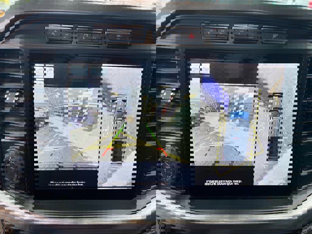 Used 2022 Ford F150 Lariat w/ Equipment Group 502A High image 18