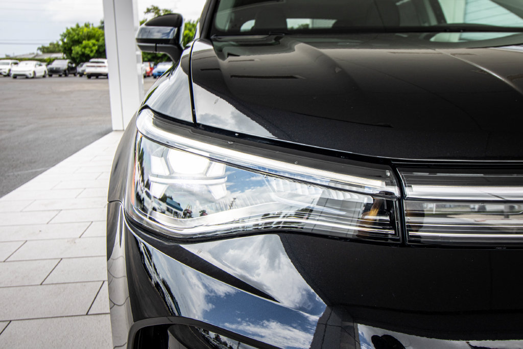 New 2026 Volkswagen Taos SEL AWD/4WD image 5