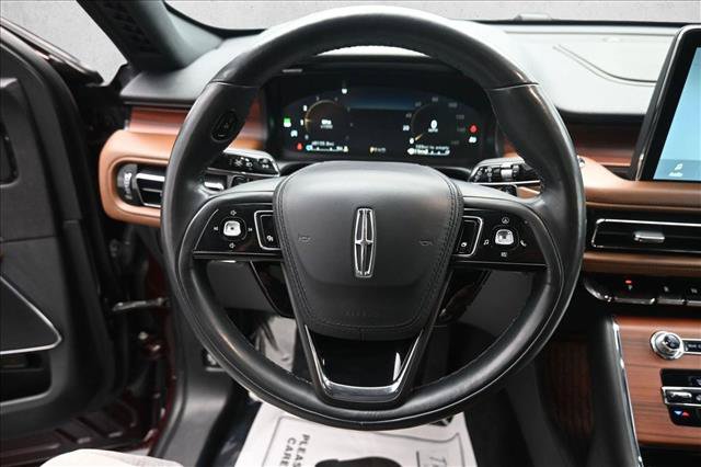 Used 2022 Lincoln Aviator Reserve w/ Equipment Group 201A AWD/4WD image 14