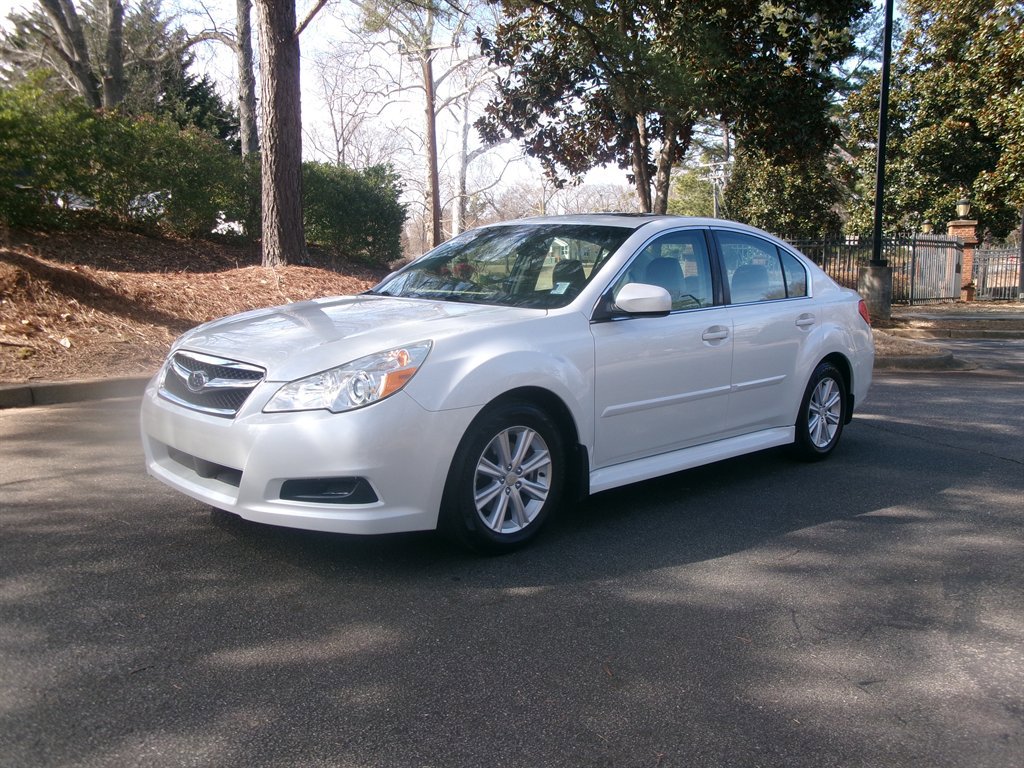 Used 2011 Subaru Legacy 2.5i Premium