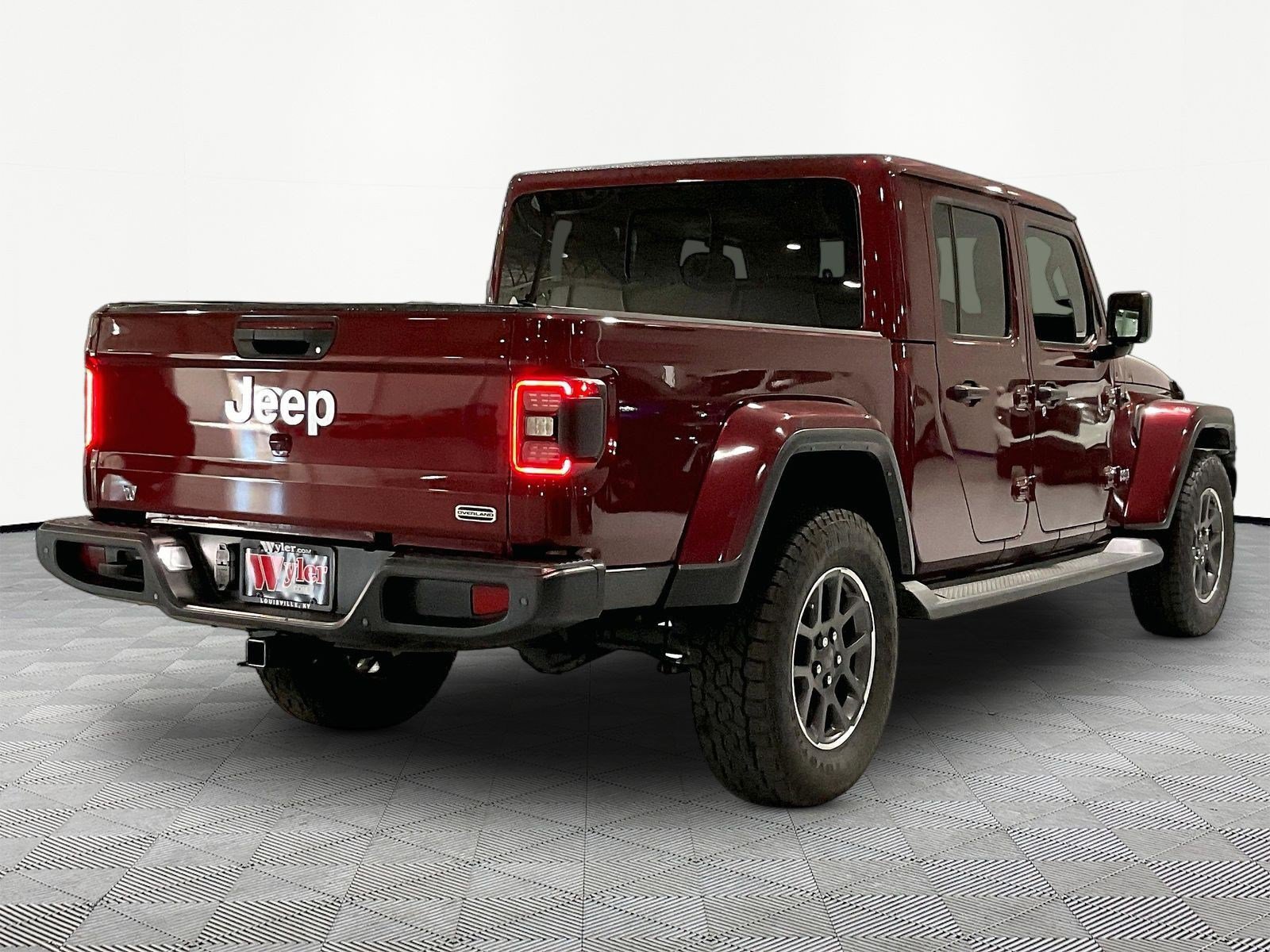Used 2021 Jeep Gladiator Overland w/ Popular Equipment Package AWD/4WD image 6