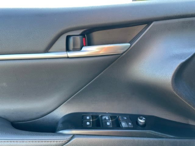 Used 2019 Toyota Camry XLE w/ Driver Assist Package FWD image 14