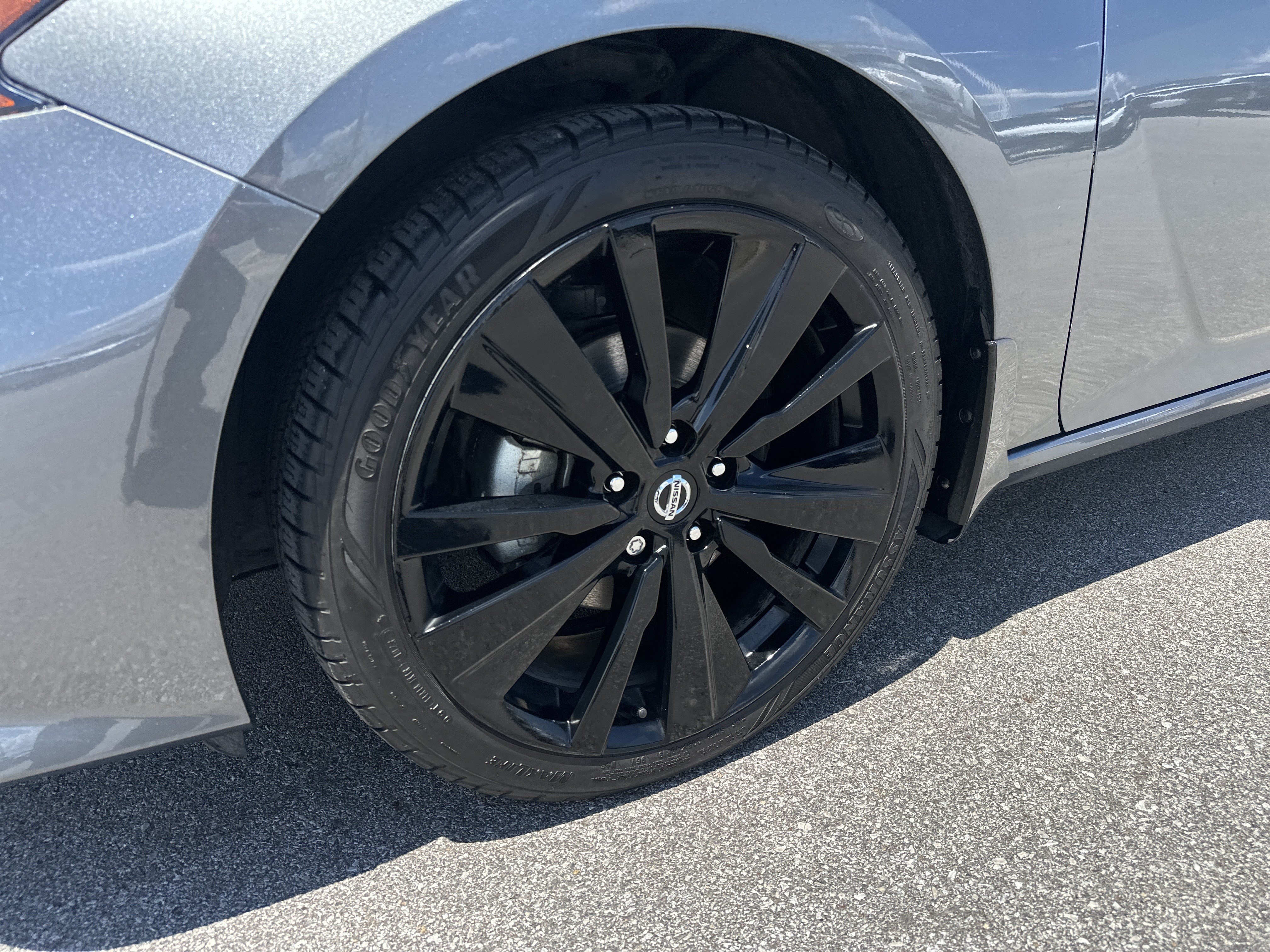 Used 2022 Nissan Altima 2.5 SR w/ Midnight Edition Package AWD/4WD image 12