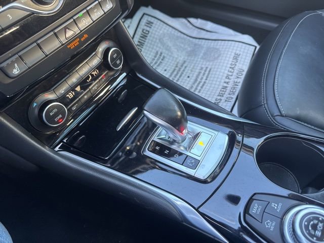 Used 2018 INFINITI QX30 Premium w/ Navigation Package image 19