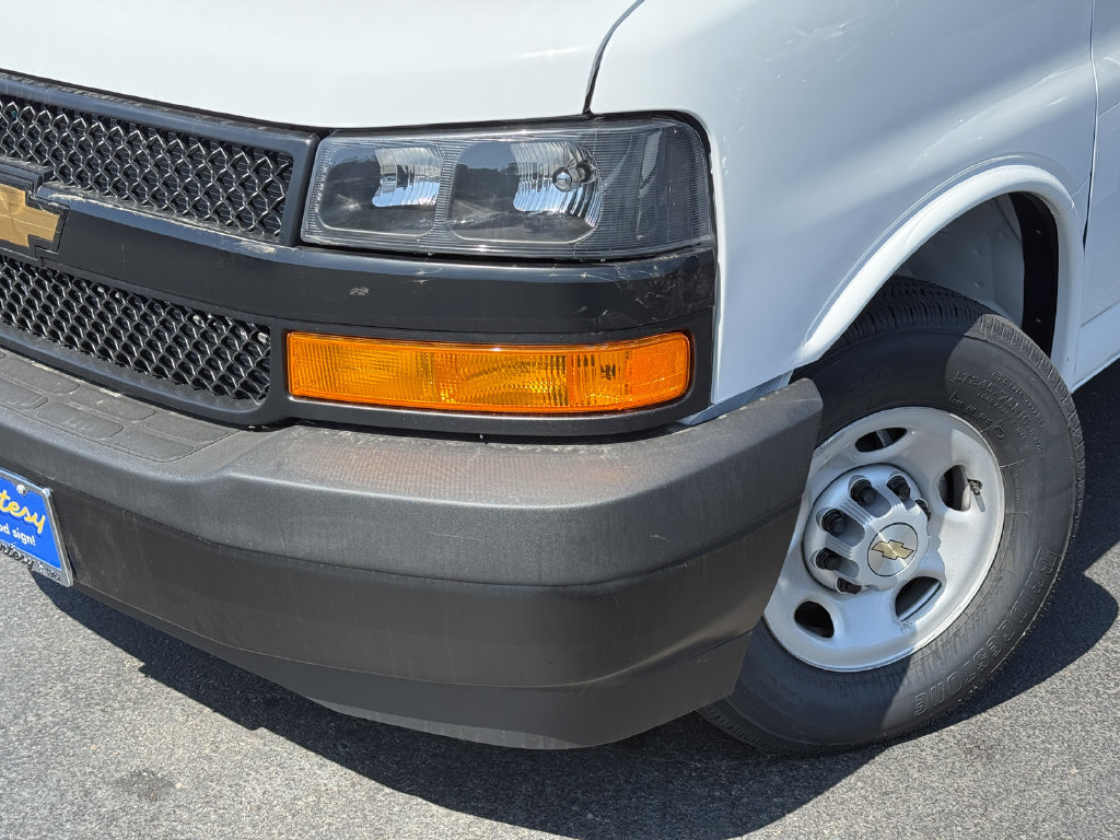 New 2026 Chevrolet Express 2500 w/ Driver Convenience Package RWD image 3