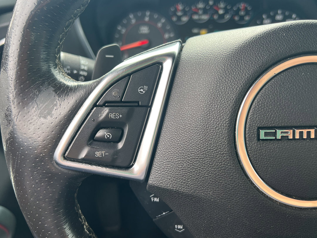 Used 2018 Chevrolet Camaro SS image 17