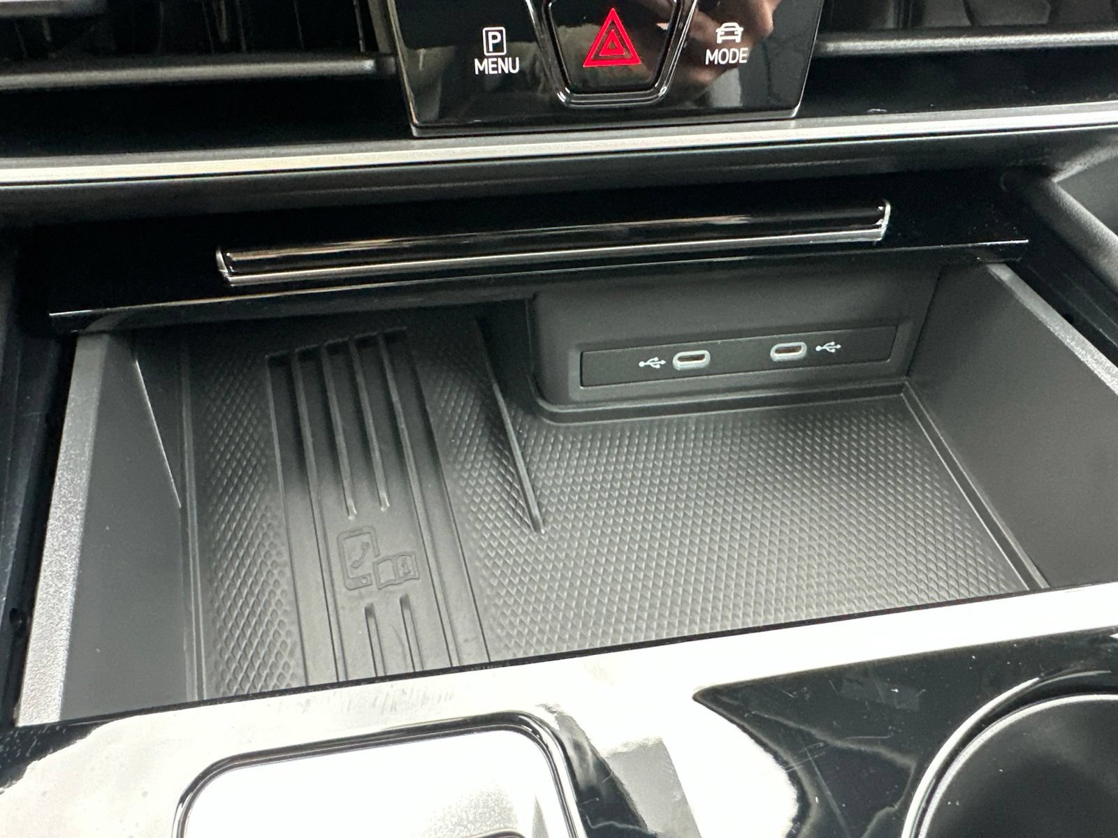 Certified 2026 Volkswagen Atlas Peak Edition AWD/4WD image 70