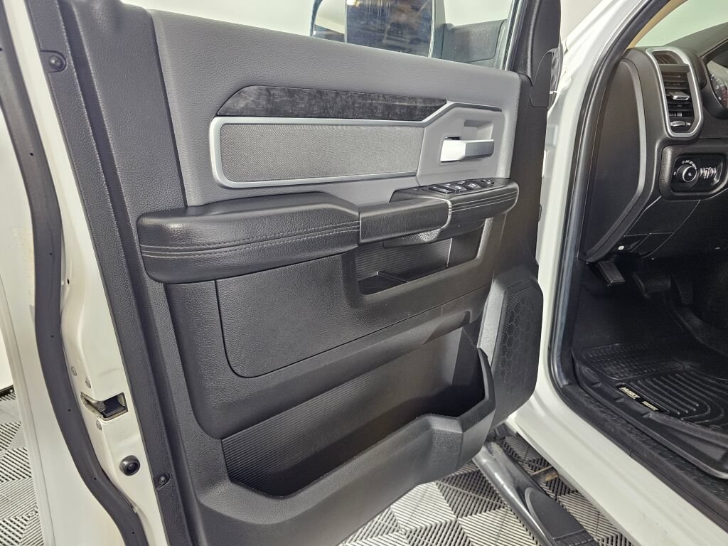 Used 2019 RAM 3500 Big Horn w/ Protection Group AWD/4WD image 18