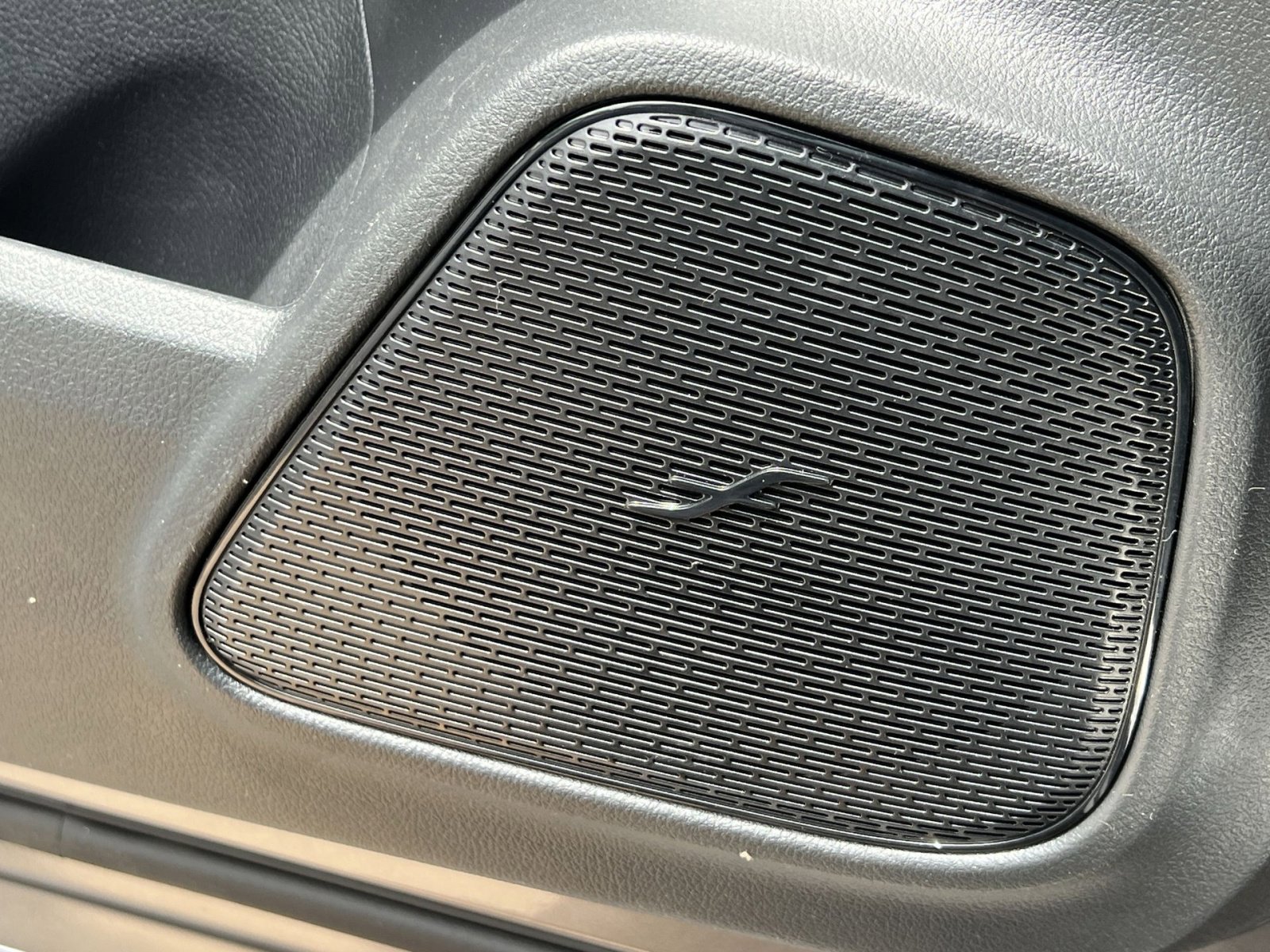 New 2026 Mercedes-Benz GLB 250 4MATIC image 41
