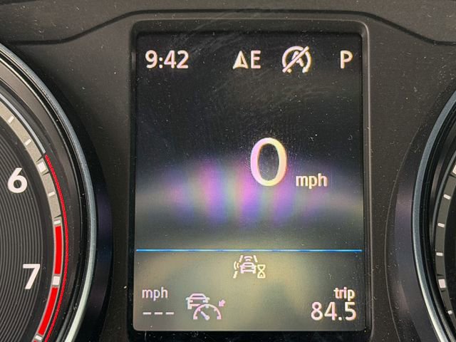 Used 2021 Volkswagen Atlas Cross Sport SE image 12