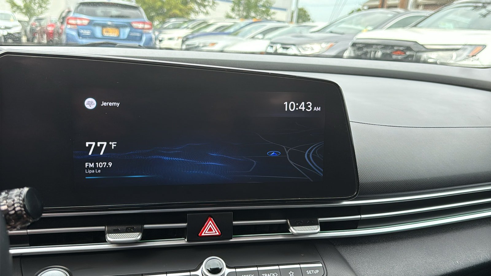 Used 2021 Hyundai Elantra Limited FWD image 17