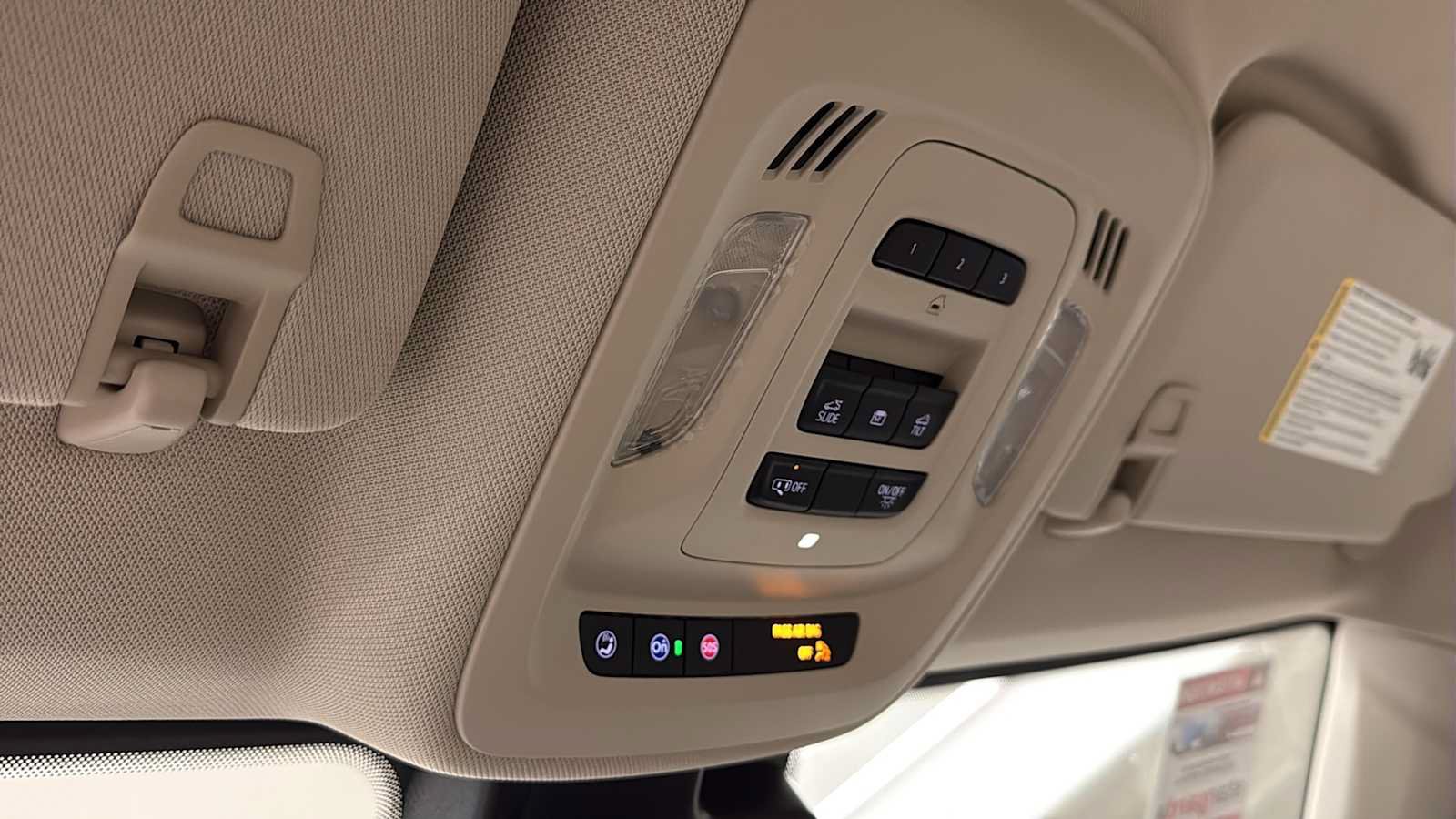 Used 2023 Buick Envision Avenir AWD/4WD image 25