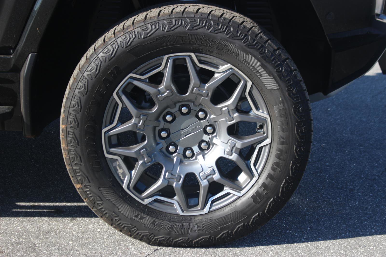 New 2025 GMC Hummer EV 3X image 9