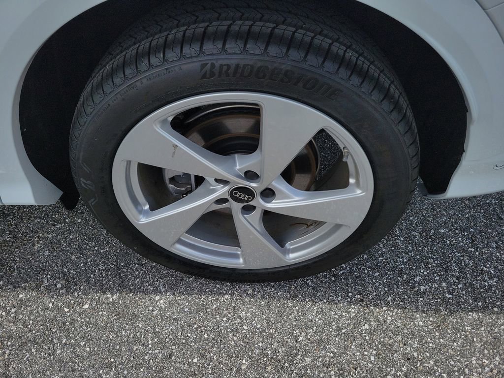 New 2025 Audi Q5 Prestige image 29