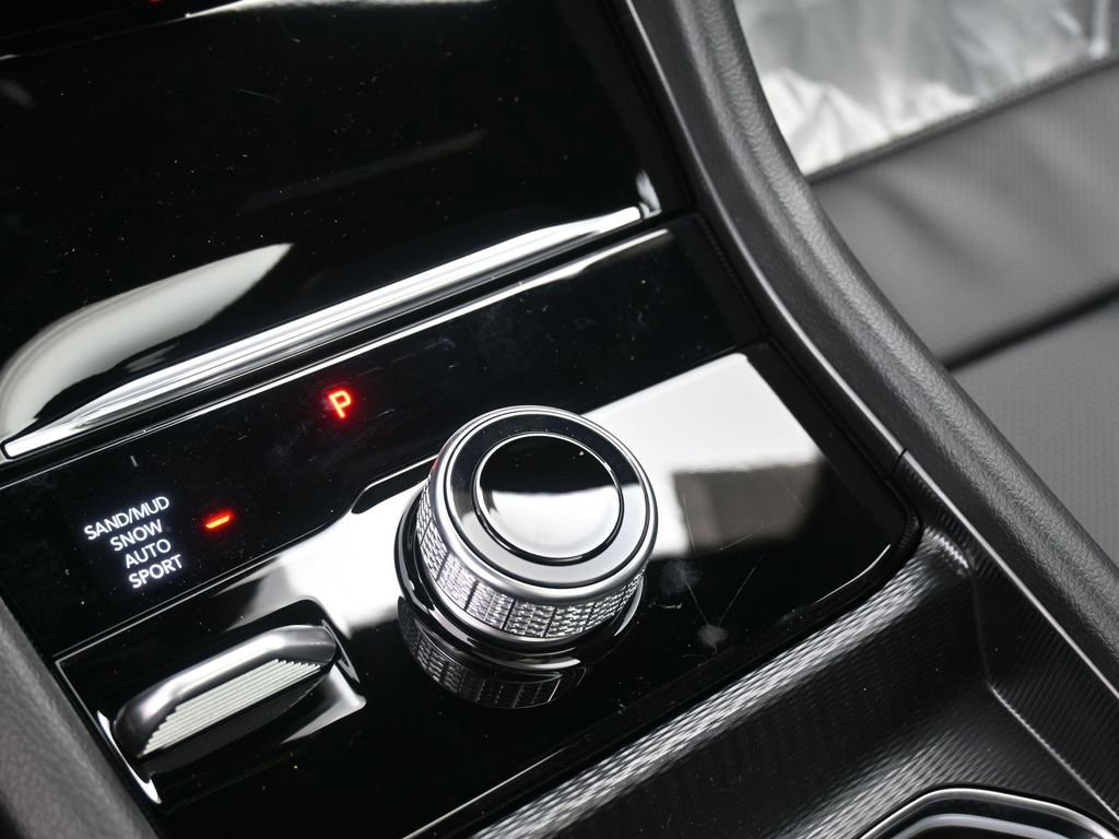 New 2025 Jeep Grand Cherokee Limited w/ Luxury Tech Group II image 25