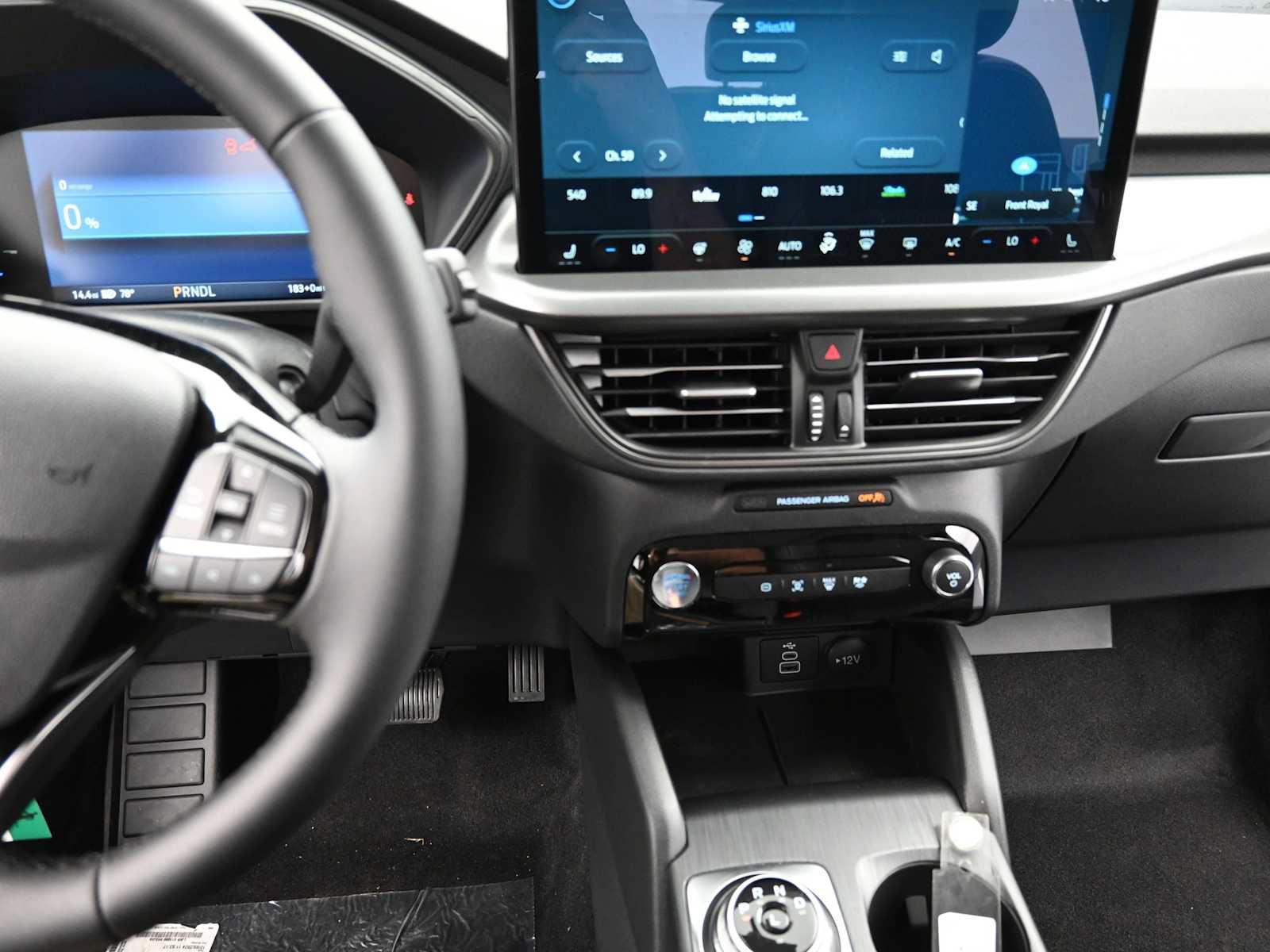 New 2025 Ford Escape SE FWD image 14