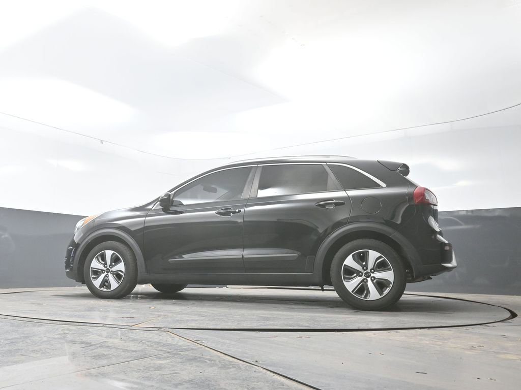Used 2017 Kia Niro LX image 47