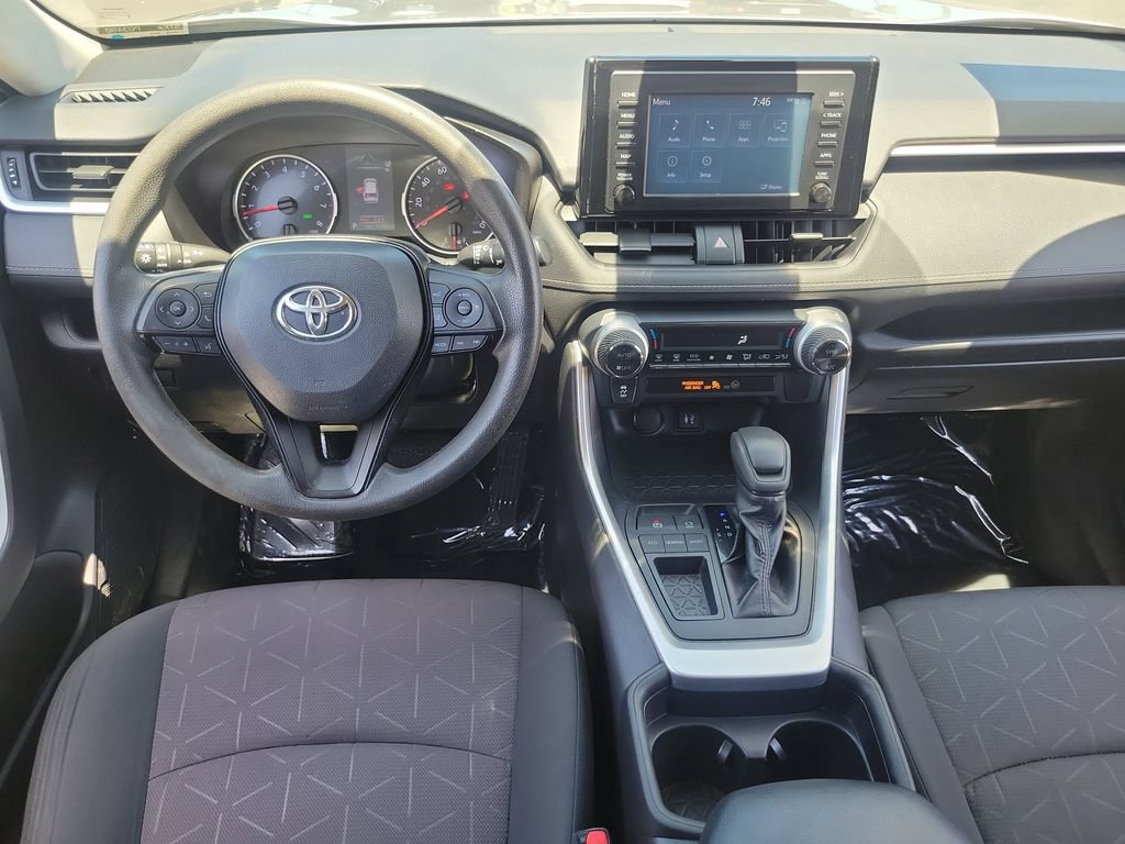 Used 2019 Toyota RAV4 XLE FWD image 8