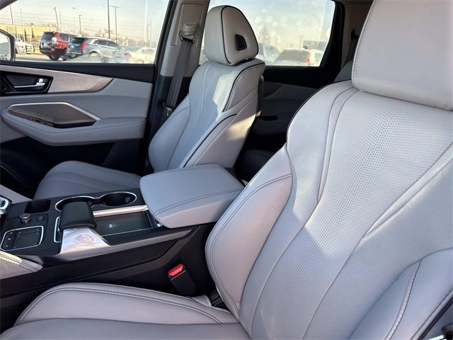 Used 2023 Acura MDX SH-AWD w/ Advance Package image 23