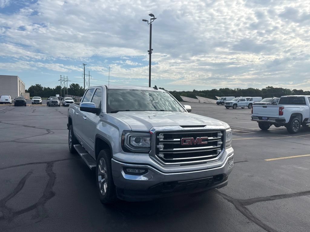 Used 2018 GMC Sierra 1500 SLT w/ SLT Premium Package AWD/4WD image 6