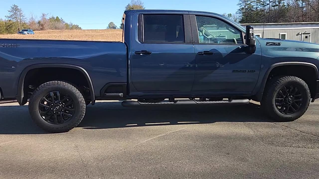 Used 2026 Chevrolet Silverado 2500 LT w/ Trail Boss Package image 8