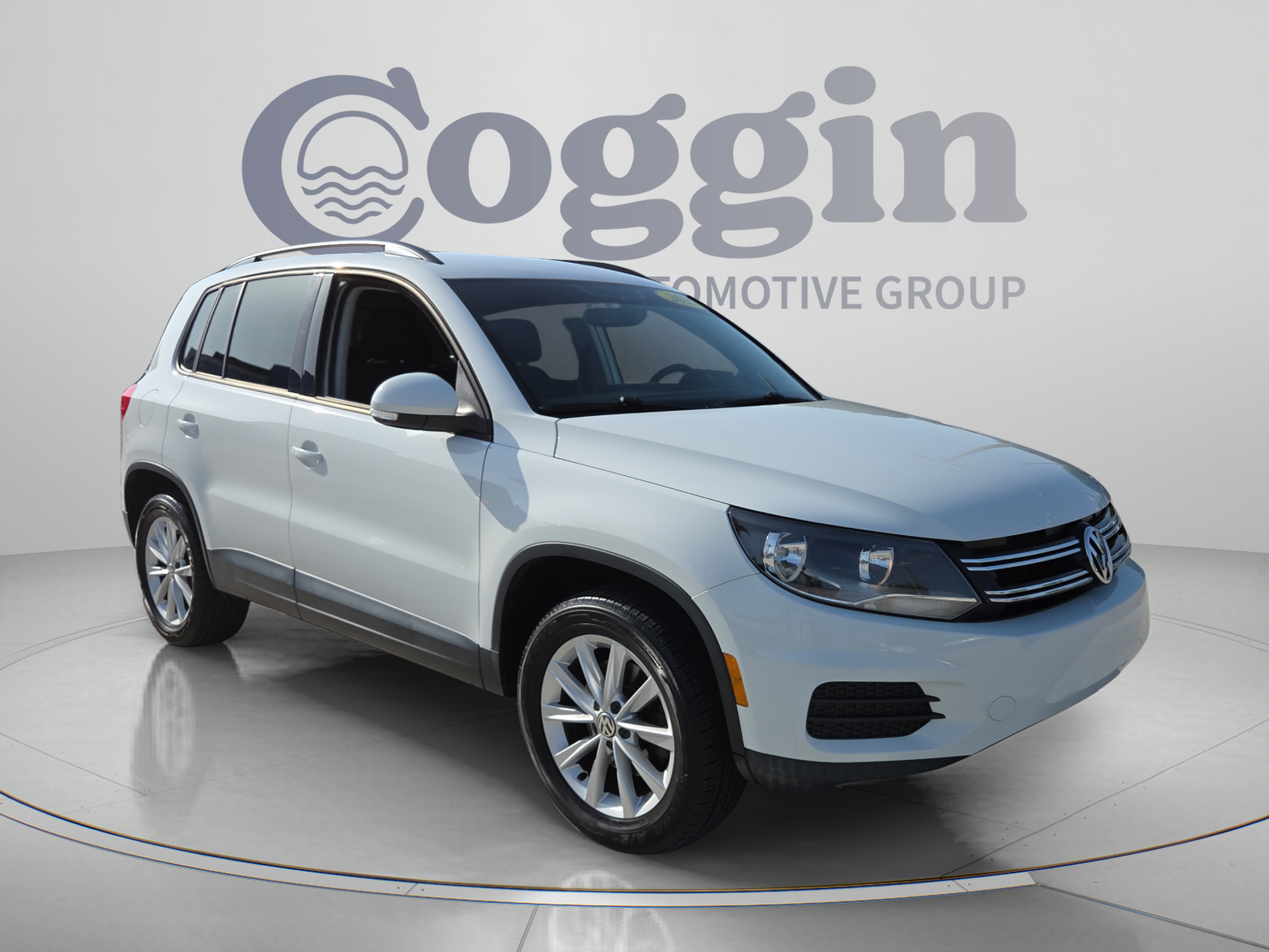 Used 2017 Volkswagen Tiguan S FWD image 7