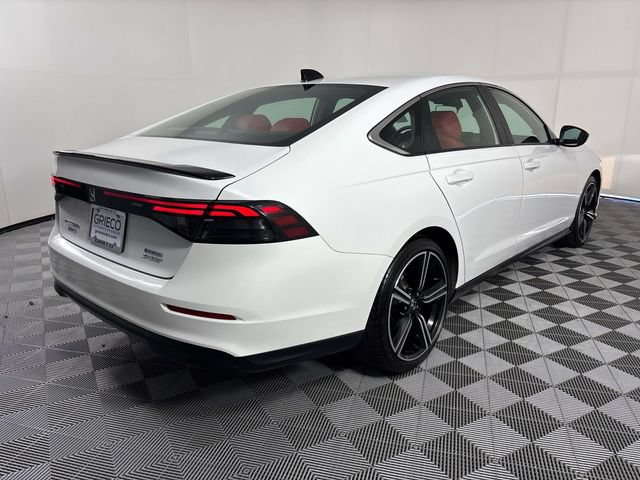 Used 2025 Honda Accord Sport image 8