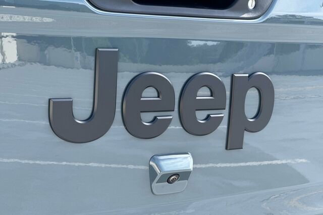 New 2026 Jeep Gladiator Sport AWD/4WD image 21