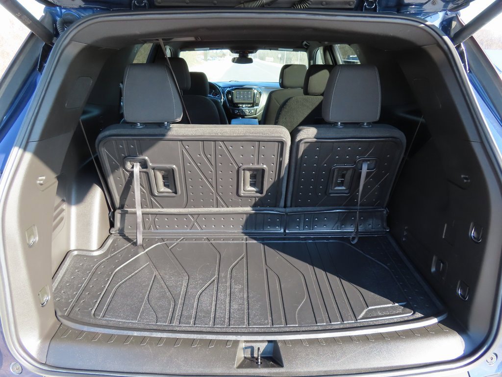 Certified 2022 Chevrolet Traverse LT w/ LPO, Floor Liner Package image 19