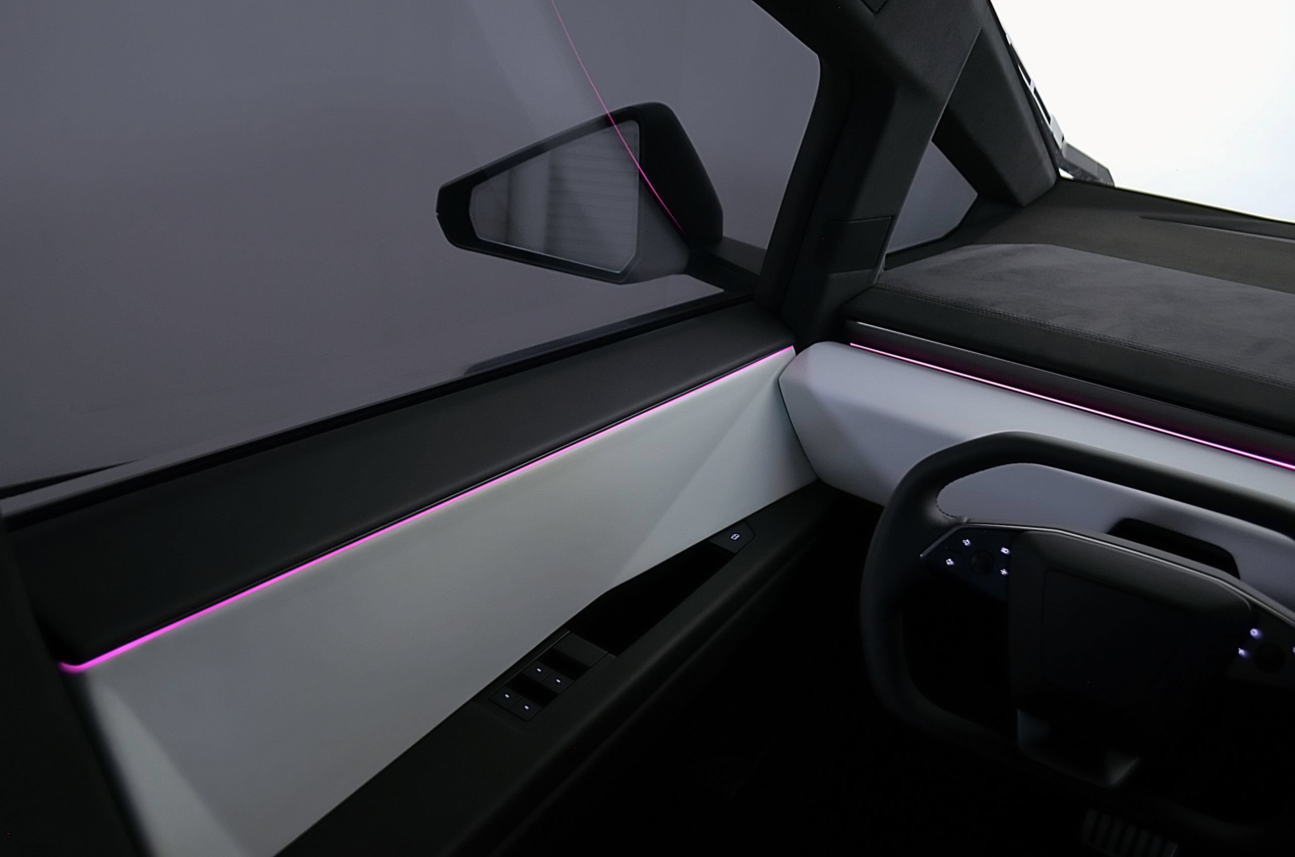 Used 2024 Tesla Cybertruck Cyberbeast AWD/4WD image 21