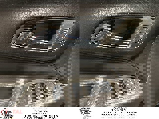 Used 2024 Chevrolet Equinox LT image 11