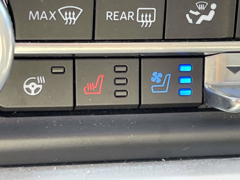 Used 2024 Ford Expedition Limited AWD/4WD image 41