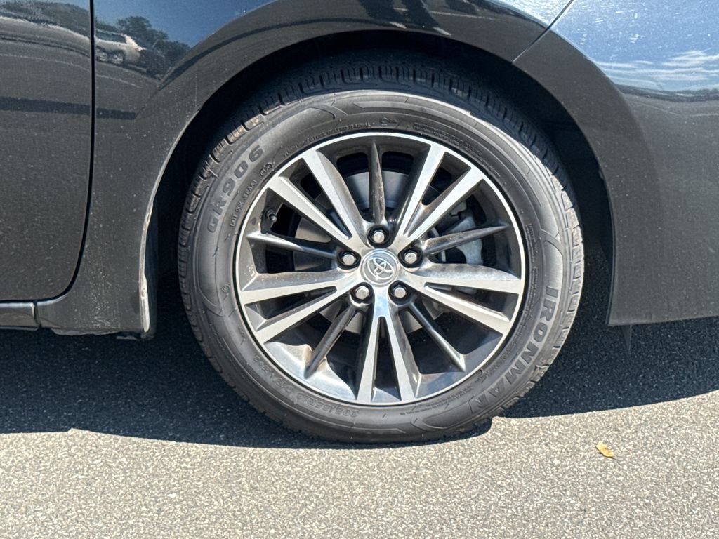Used 2017 Toyota Corolla L FWD image 11