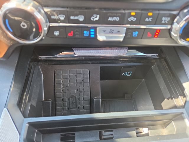 Used 2024 Ford F250 Lariat AWD/4WD image 18