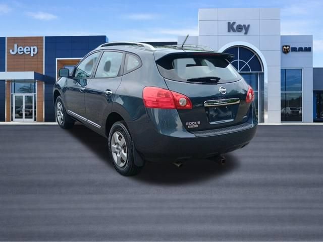 Used 2015 Nissan Rogue S w/ Convenience Package AWD/4WD image 3
