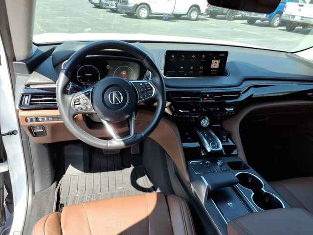 Used 2024 Acura MDX SH-AWD w/ Advance Package image 17
