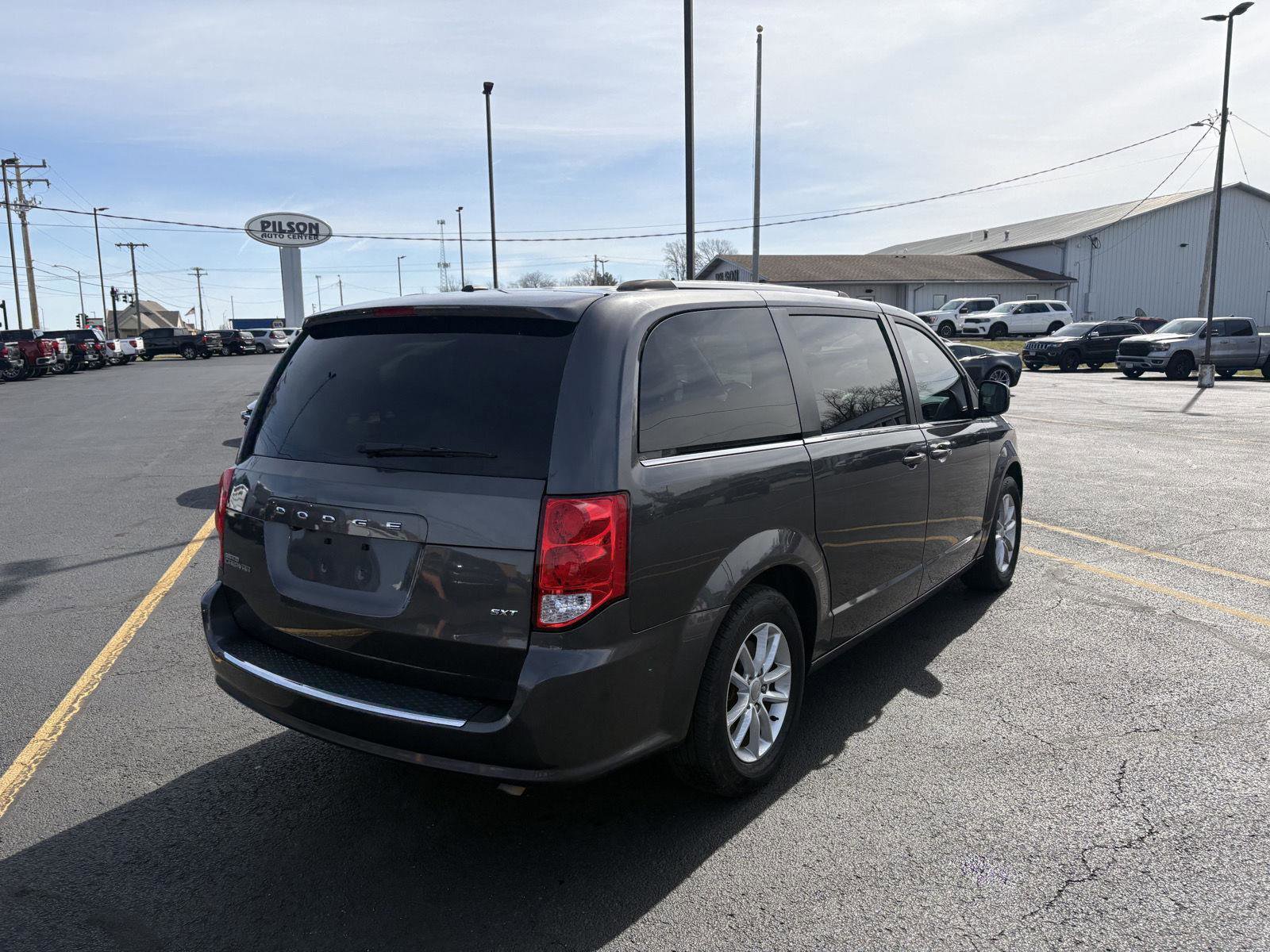 Used 2020 Dodge Grand Caravan SXT image 23